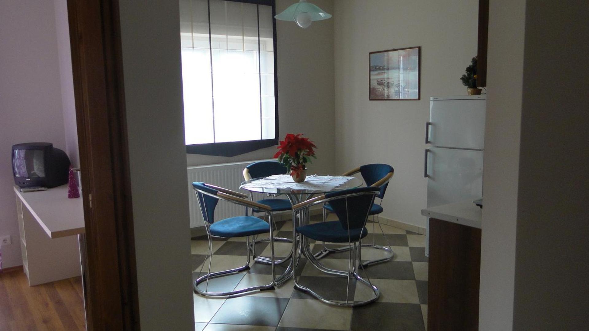 Janus Apartman Шарвар Экстерьер фото